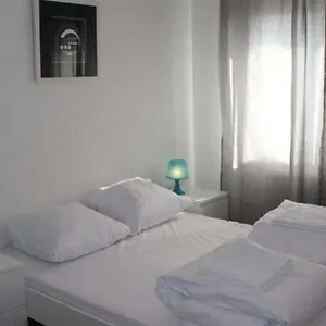 https://lyon-holidays.hotels-rhonealpes.com